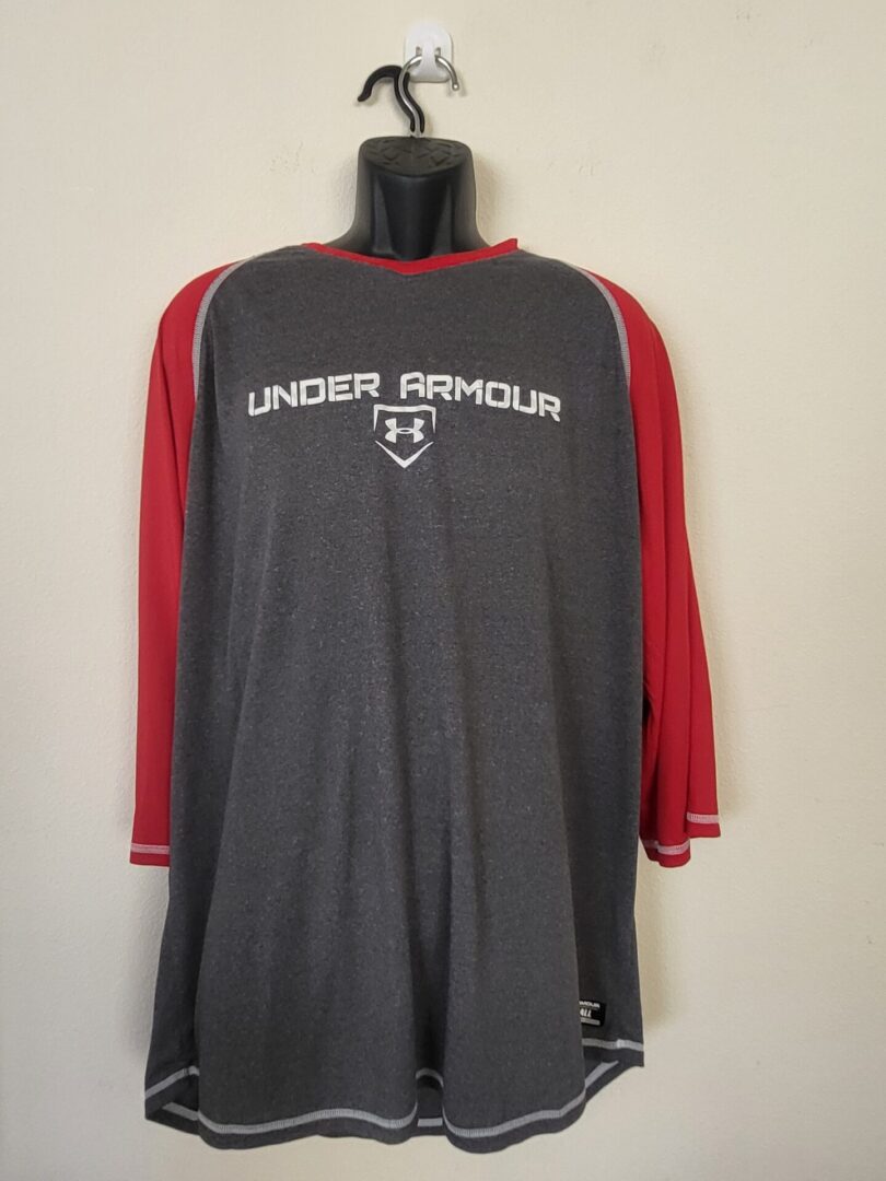 Under Armour Loose Baseball Shirt