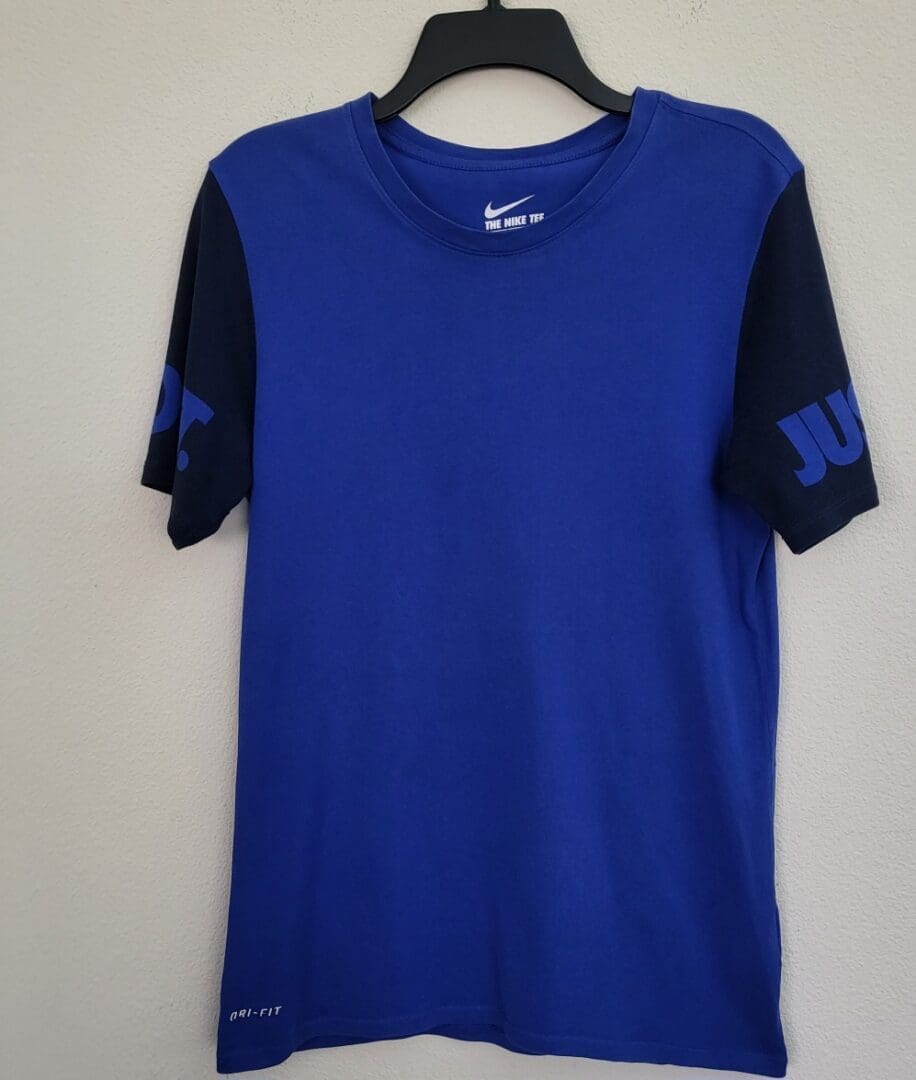 The Nike Tee Dri-Fit